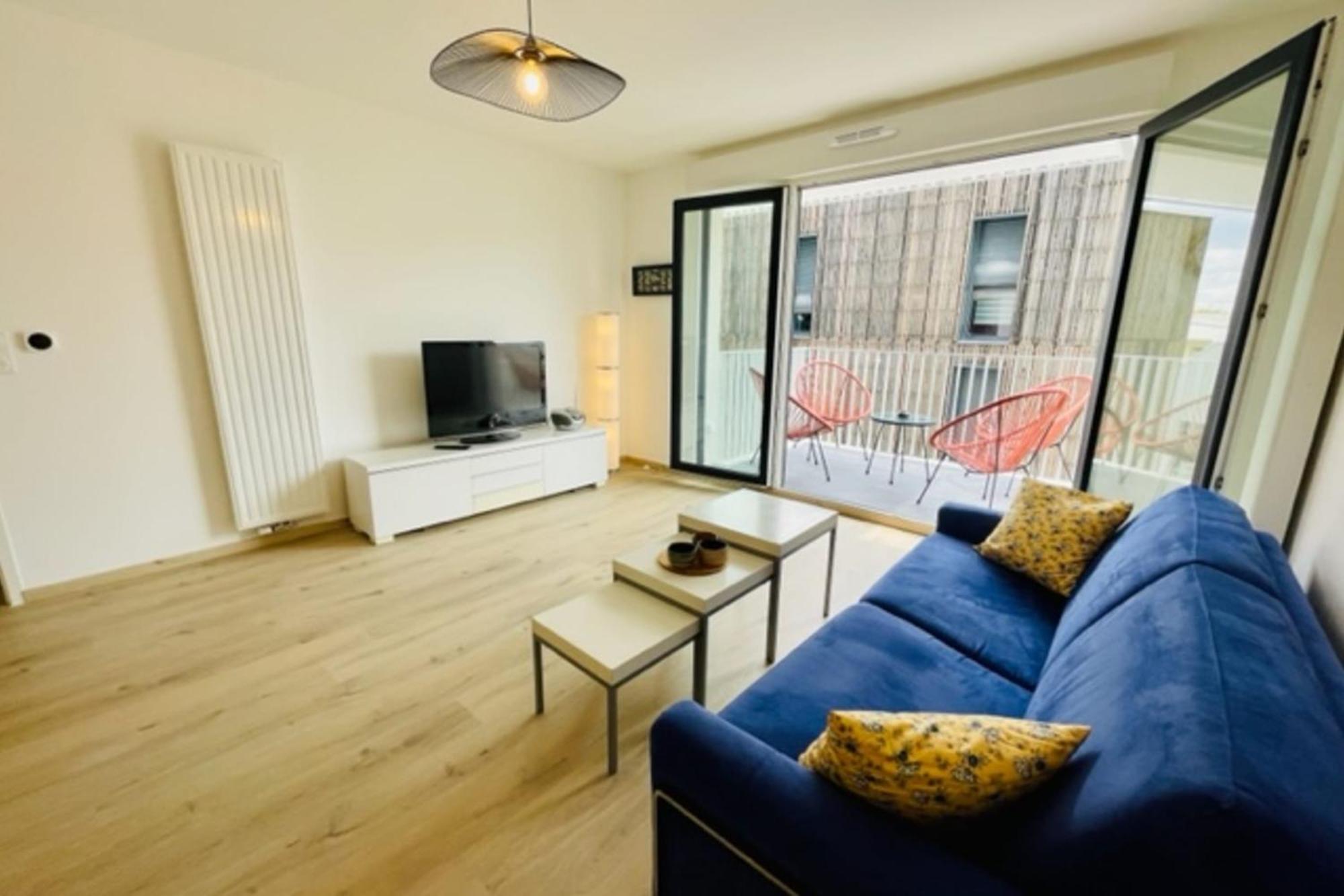 라로셸 Charming New Flat With Balcony 아파트 외부 사진