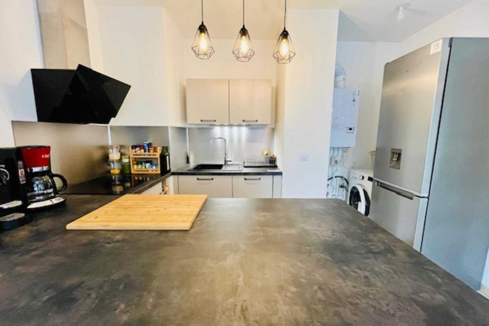라로셸 Charming New Flat With Balcony 아파트 외부 사진